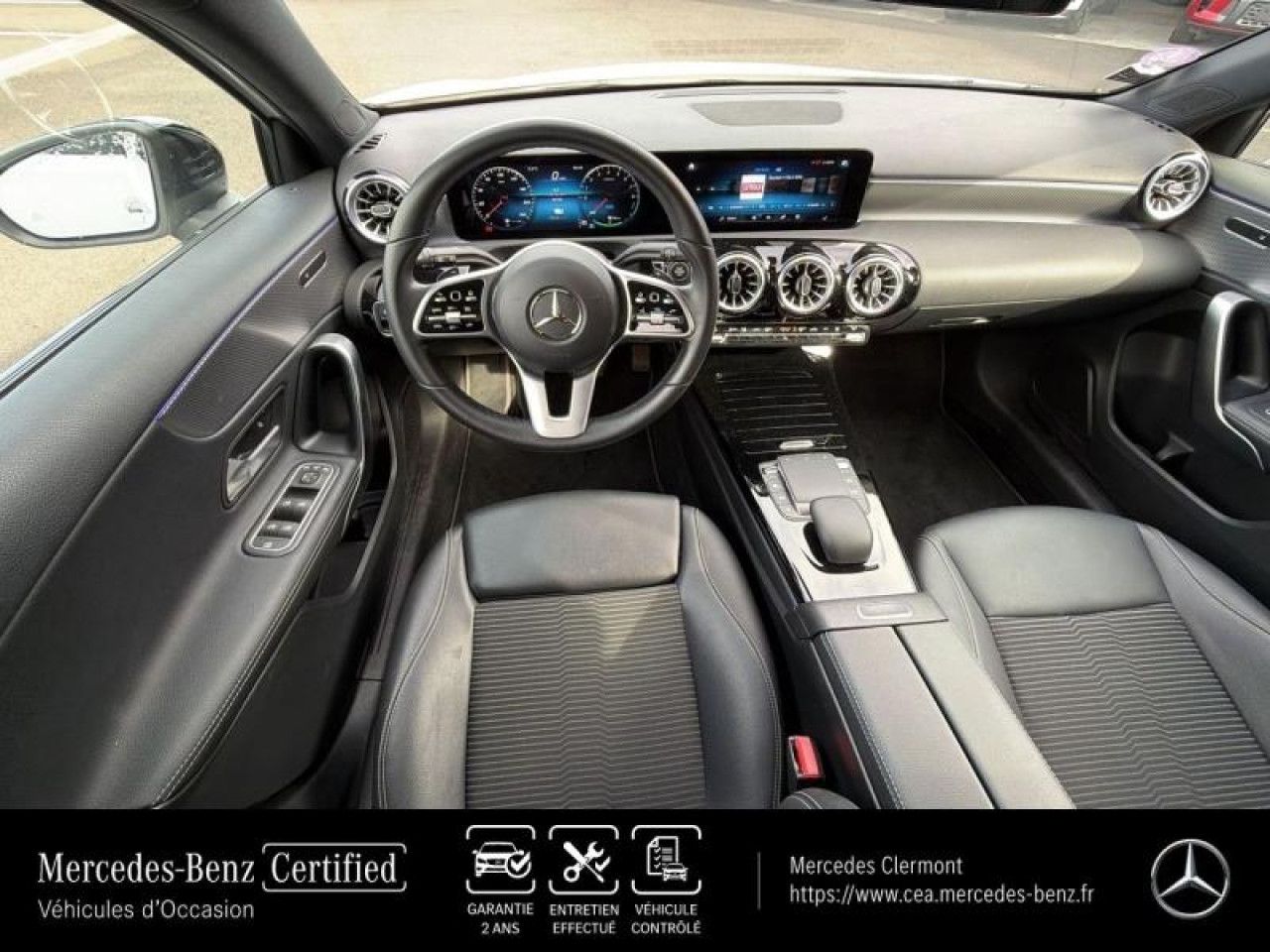 Photo du v&eacute;hicule 15 / 18