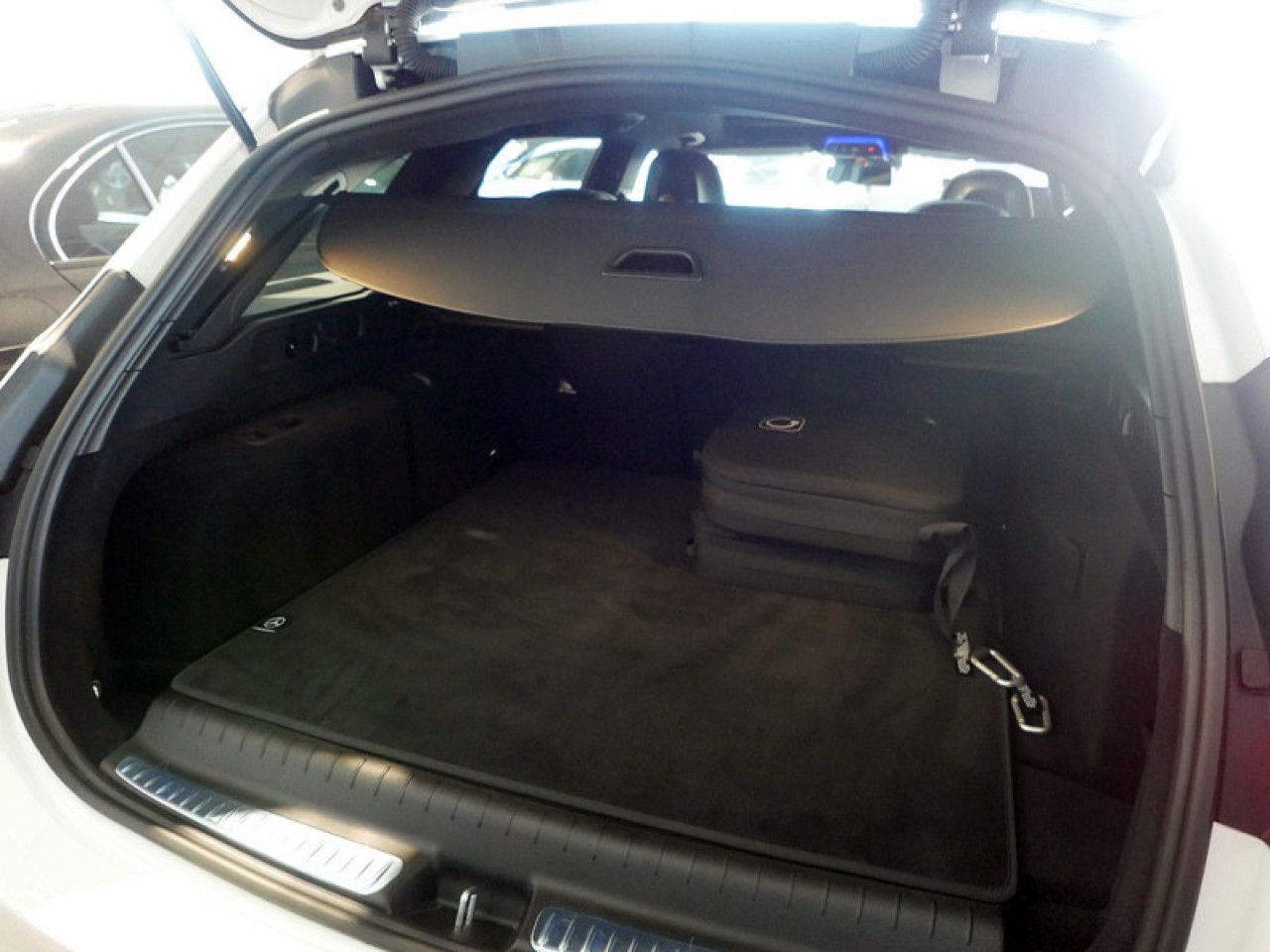 Mercedes-Benz C-Klasse – Bild 10