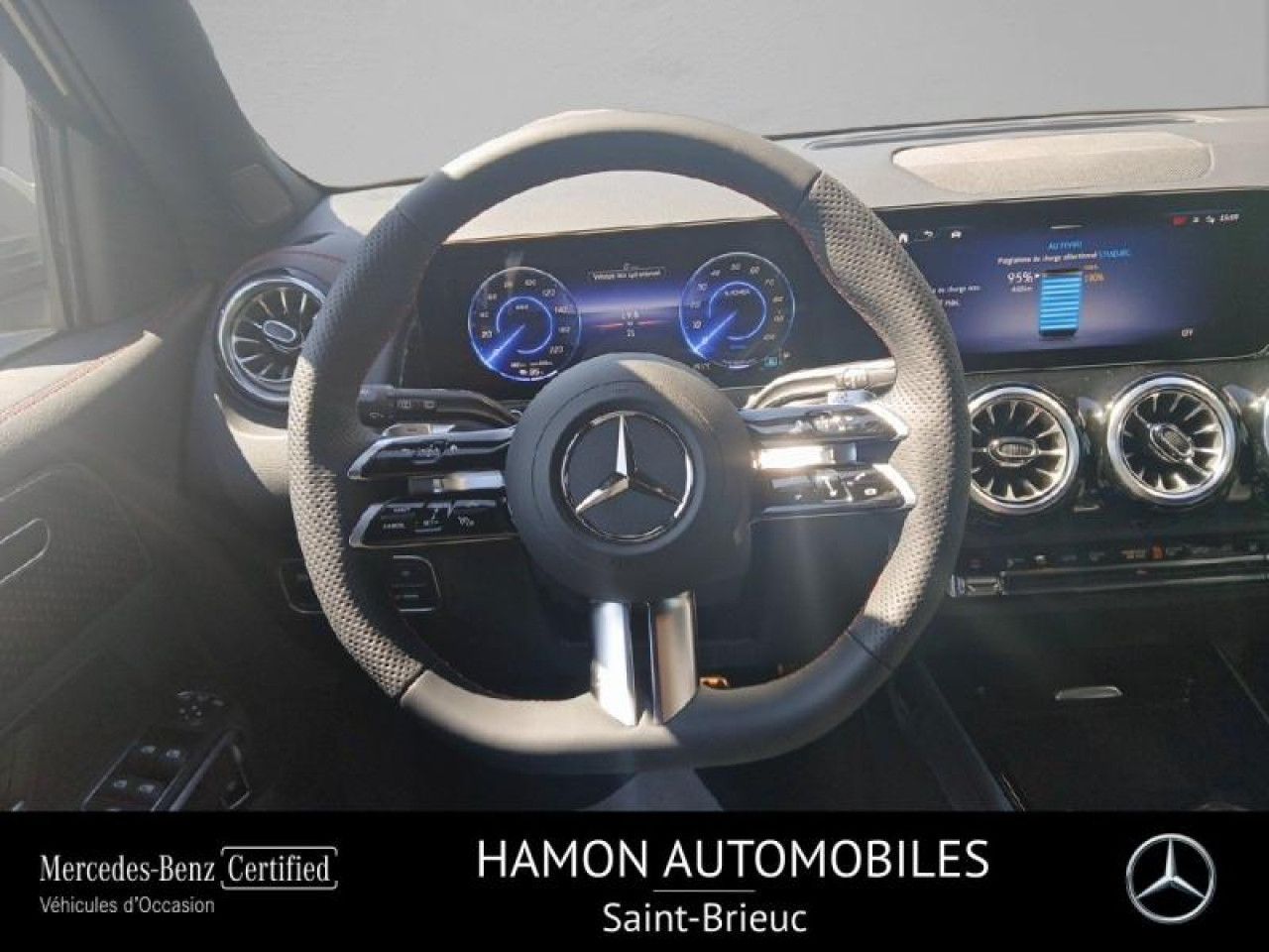 Photo du v&eacute;hicule 7 / 18