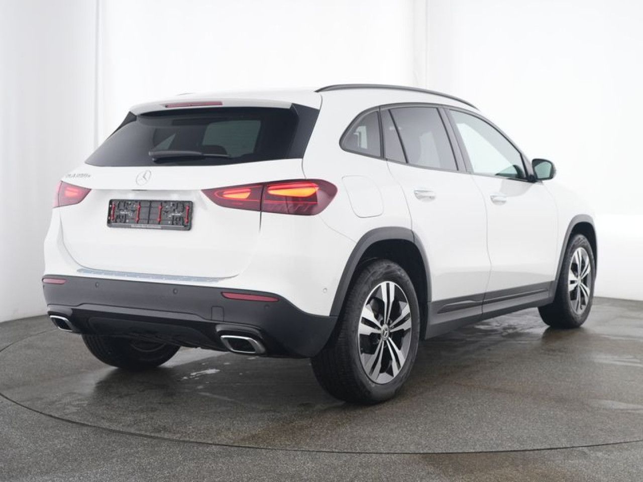 Mercedes-Benz GLA – Bild 2