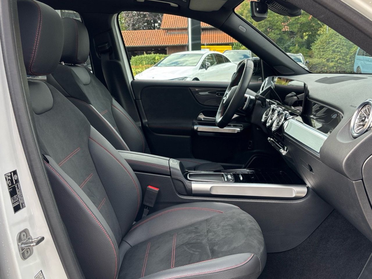 Mercedes-Benz GLB – Bild 18