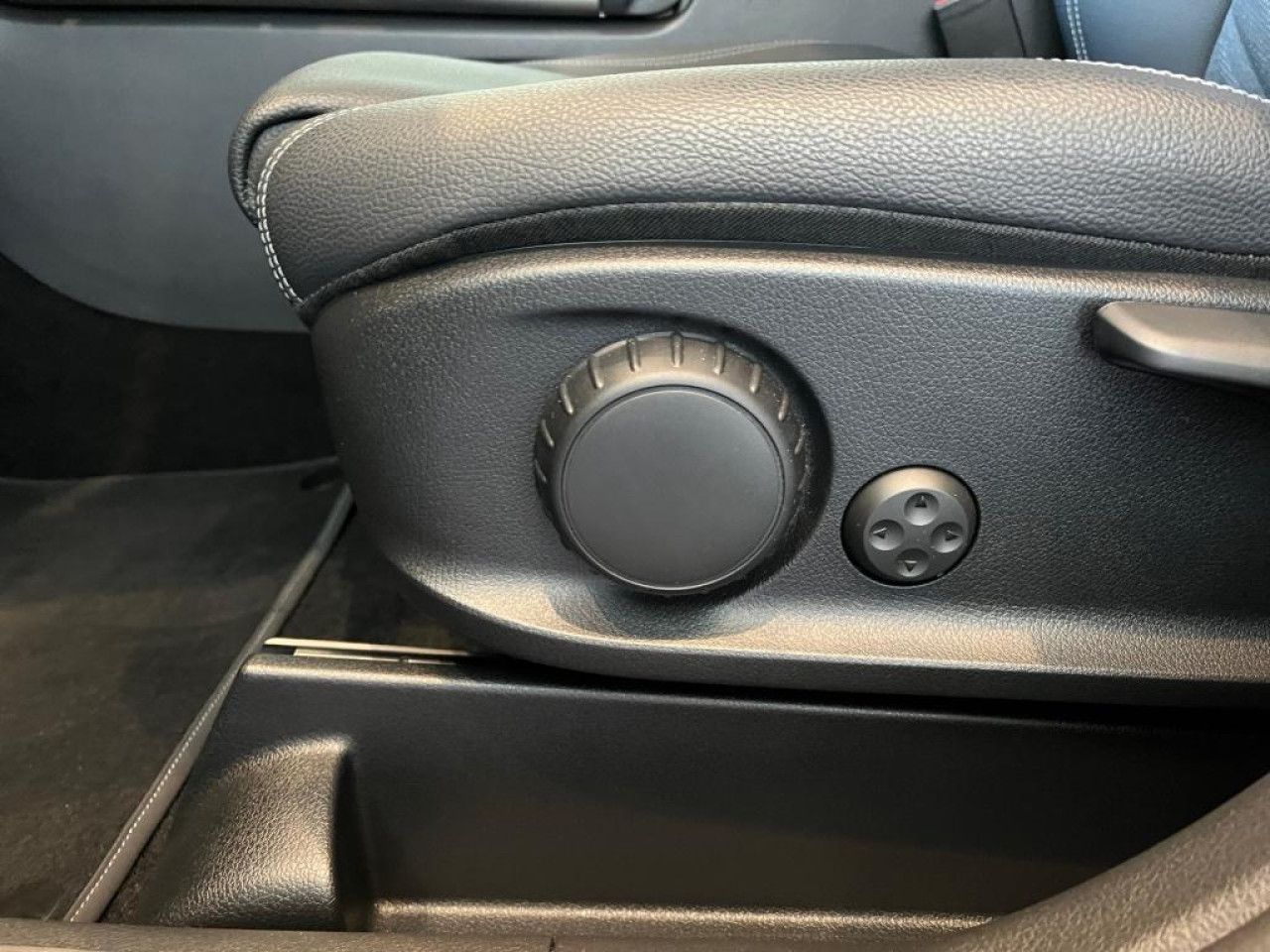 Fahrzeugbild 19 / 19