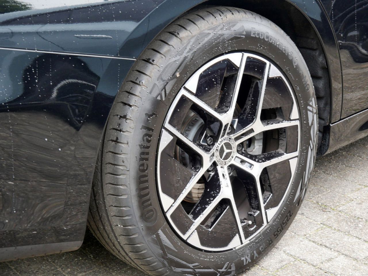 Mercedes-Benz E-Klasse – Bild 8
