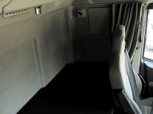 Vehicle image 6 / 7