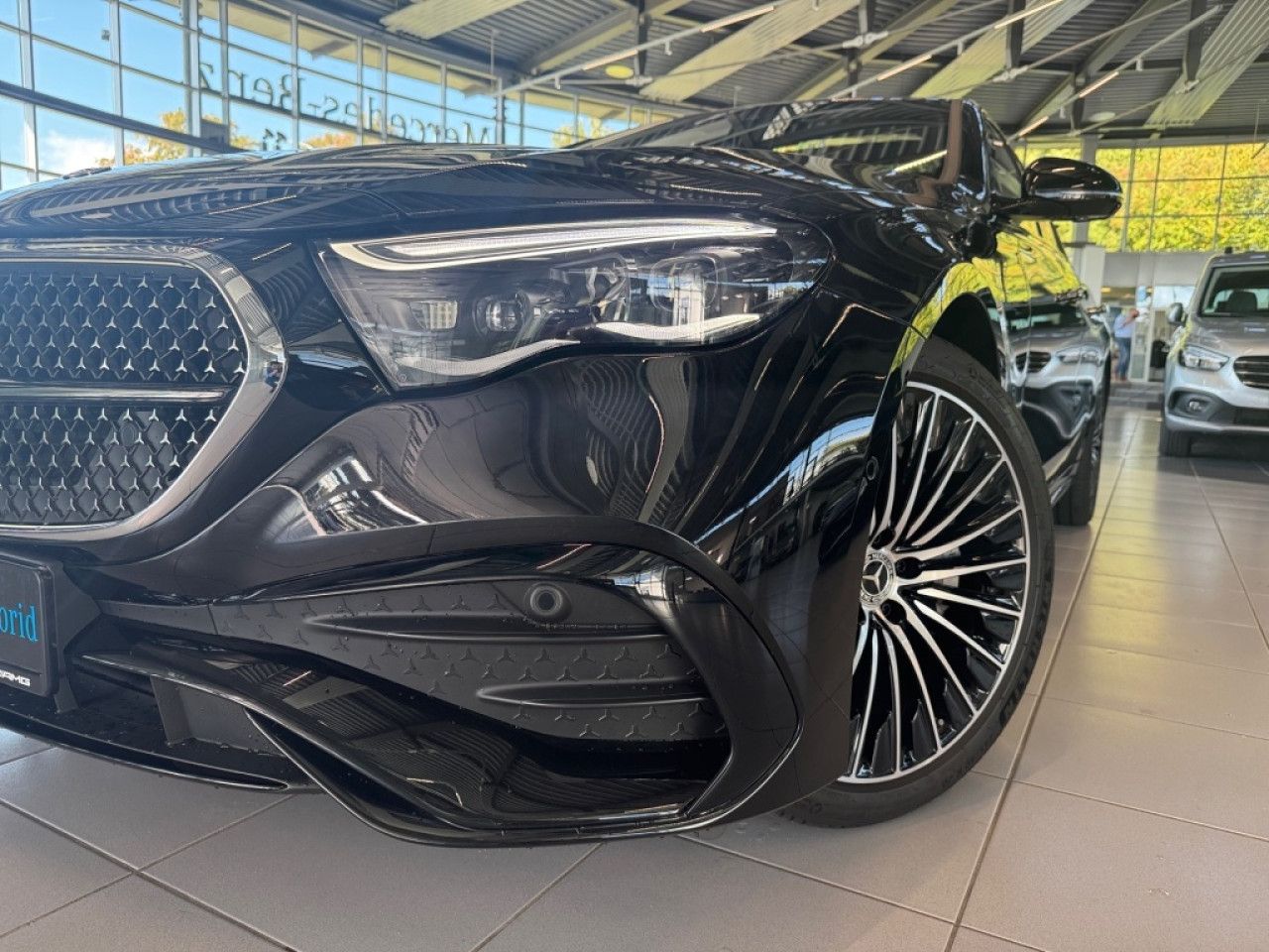 Mercedes-Benz E-Klasse – Bild 18