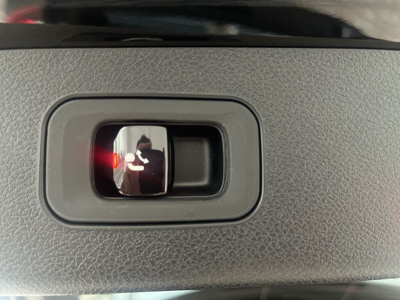 Mercedes-Benz E-Klasse – Bild 24