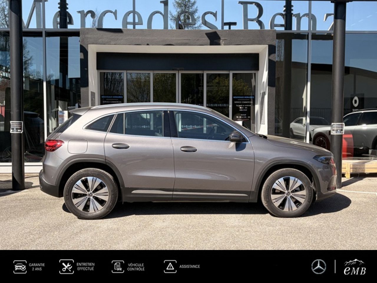 Photo du v&eacute;hicule 3 / 10