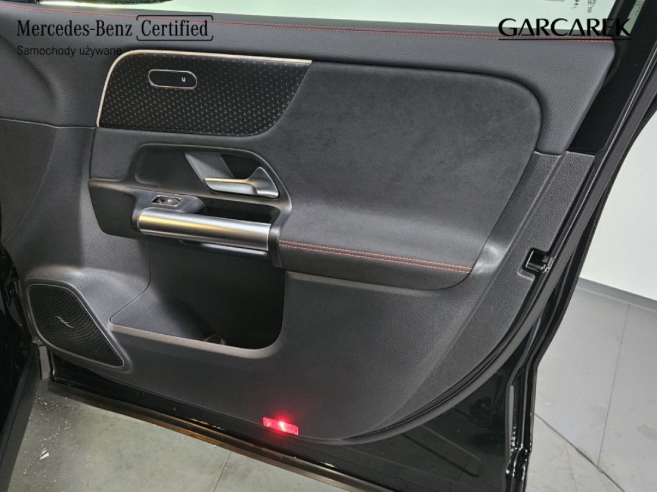 Zdjęcie pojazdu 1 / 24