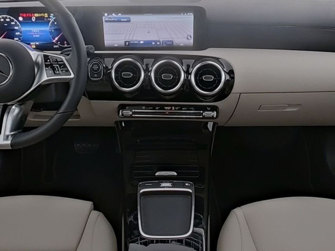 Mercedes-Benz A-Klasse – Bild 8
