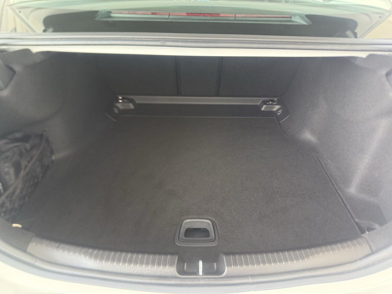 Mercedes-Benz C-Klasse – Bild 18