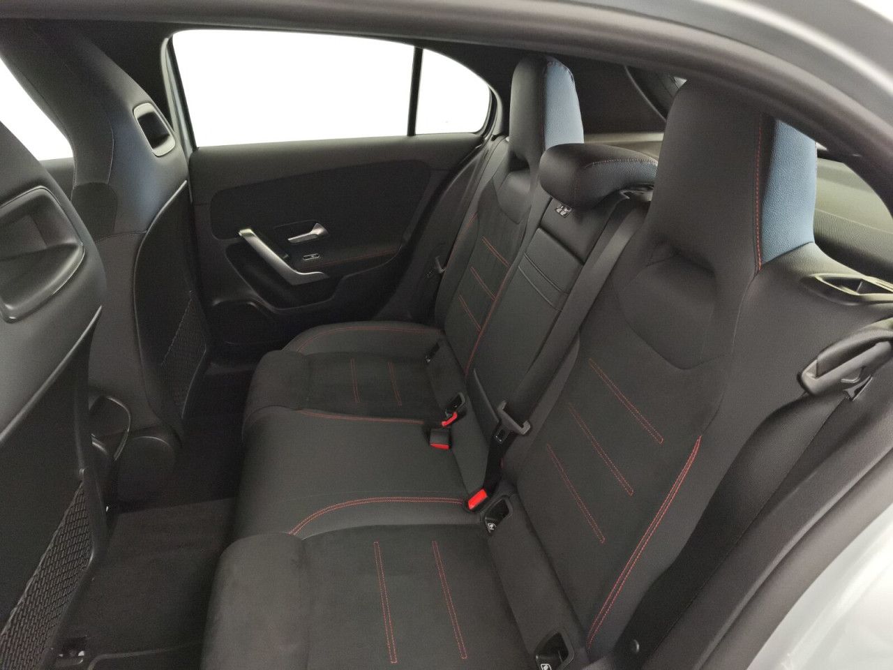 Mercedes-Benz A-Klasse – Bild 12