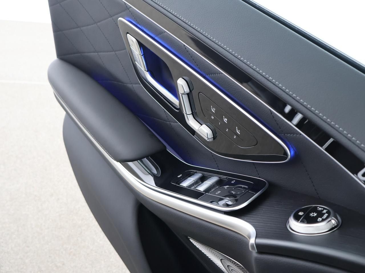 Mercedes-Benz S-Klasse – Bild 13