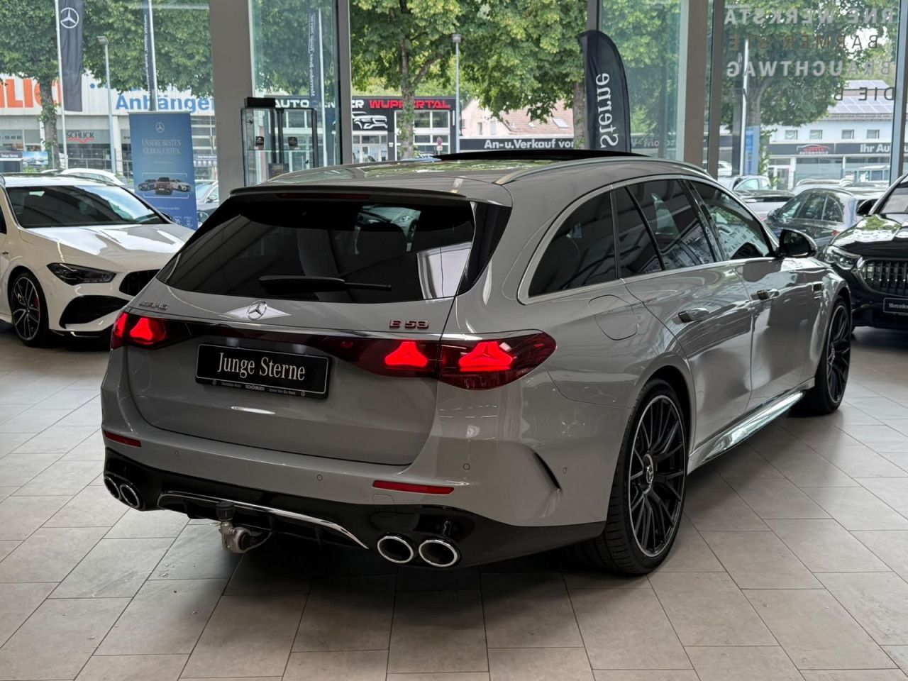 Mercedes-Benz E-Klasse – Bild 16