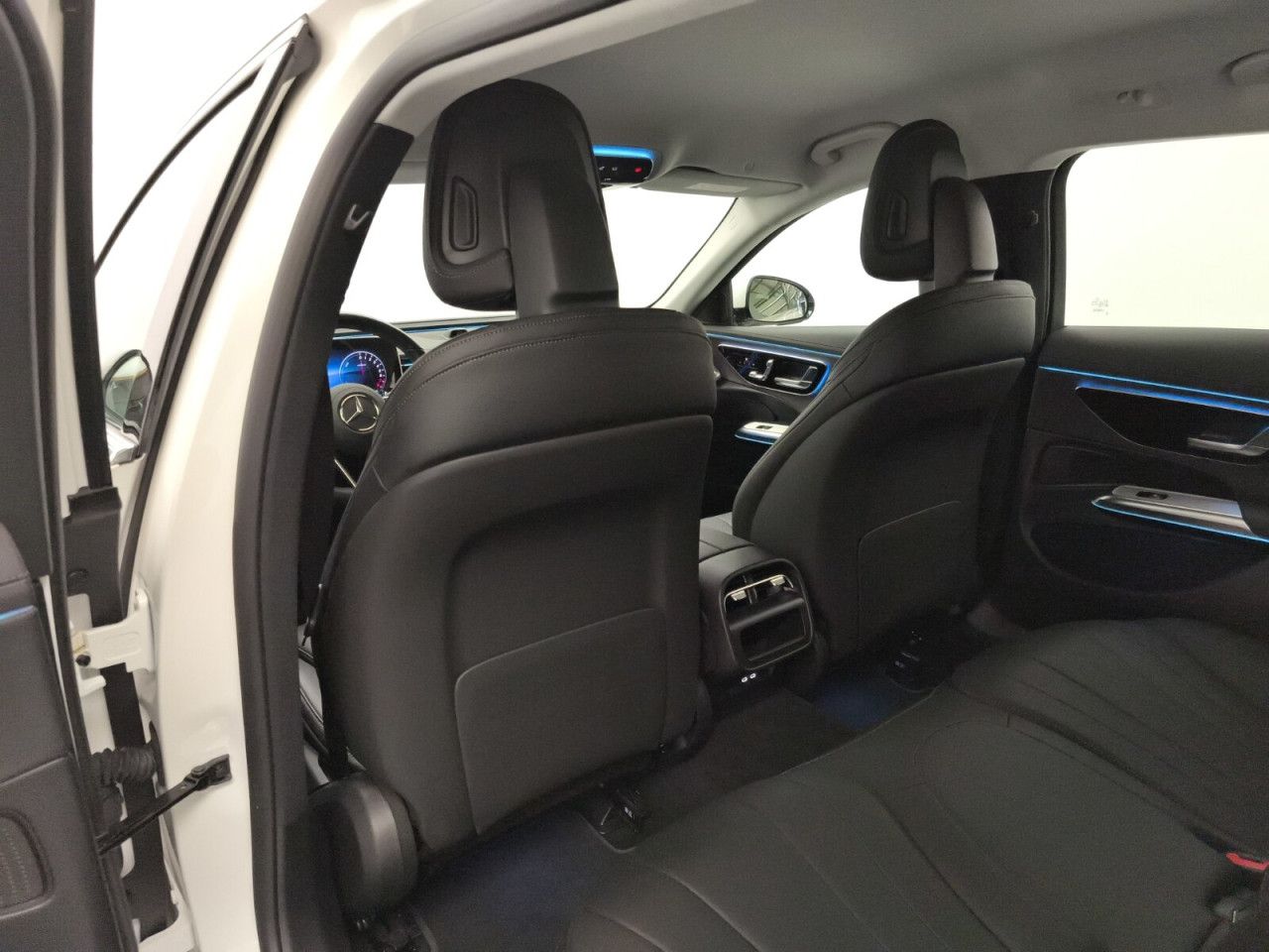 Mercedes-Benz E-Klasse – Bild 20