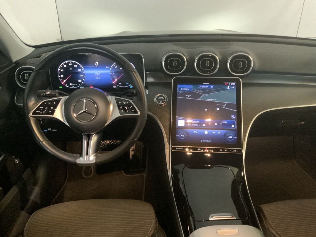 Mercedes-Benz C-Klasse – Bild 9