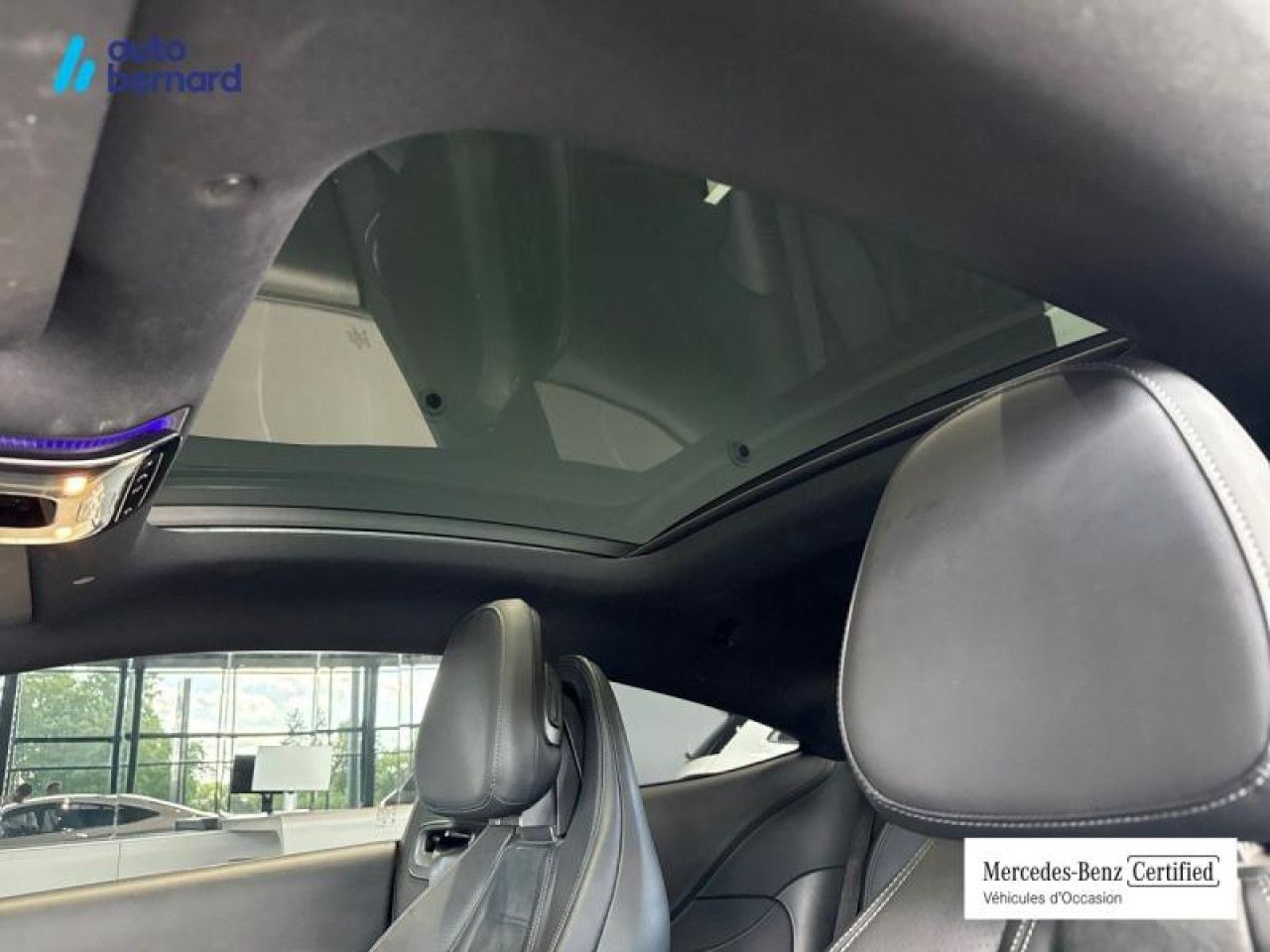 Photo du v&eacute;hicule 17 / 18