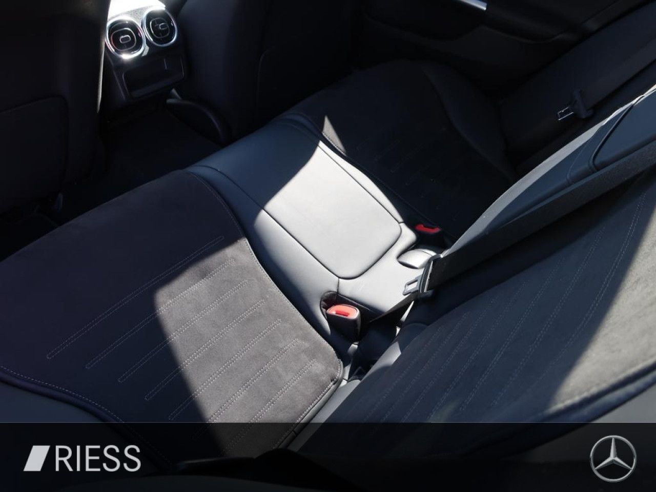 Mercedes-Benz C-Klasse – Bild 5