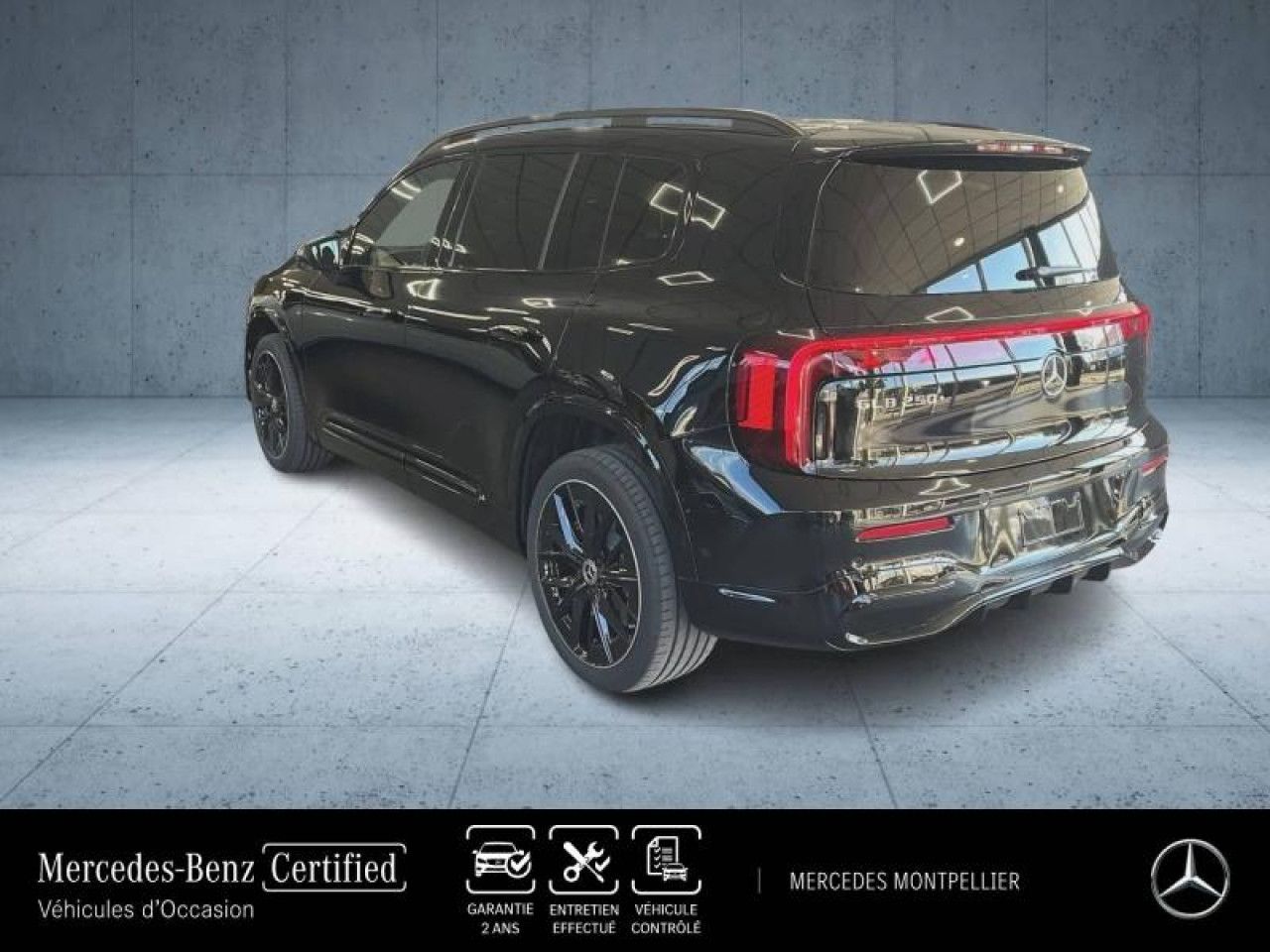 Photo du v&eacute;hicule 3 / 18