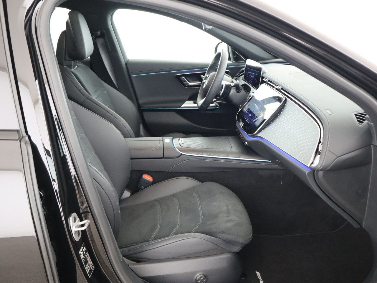 Mercedes-Benz E-Klasse – Bild 9