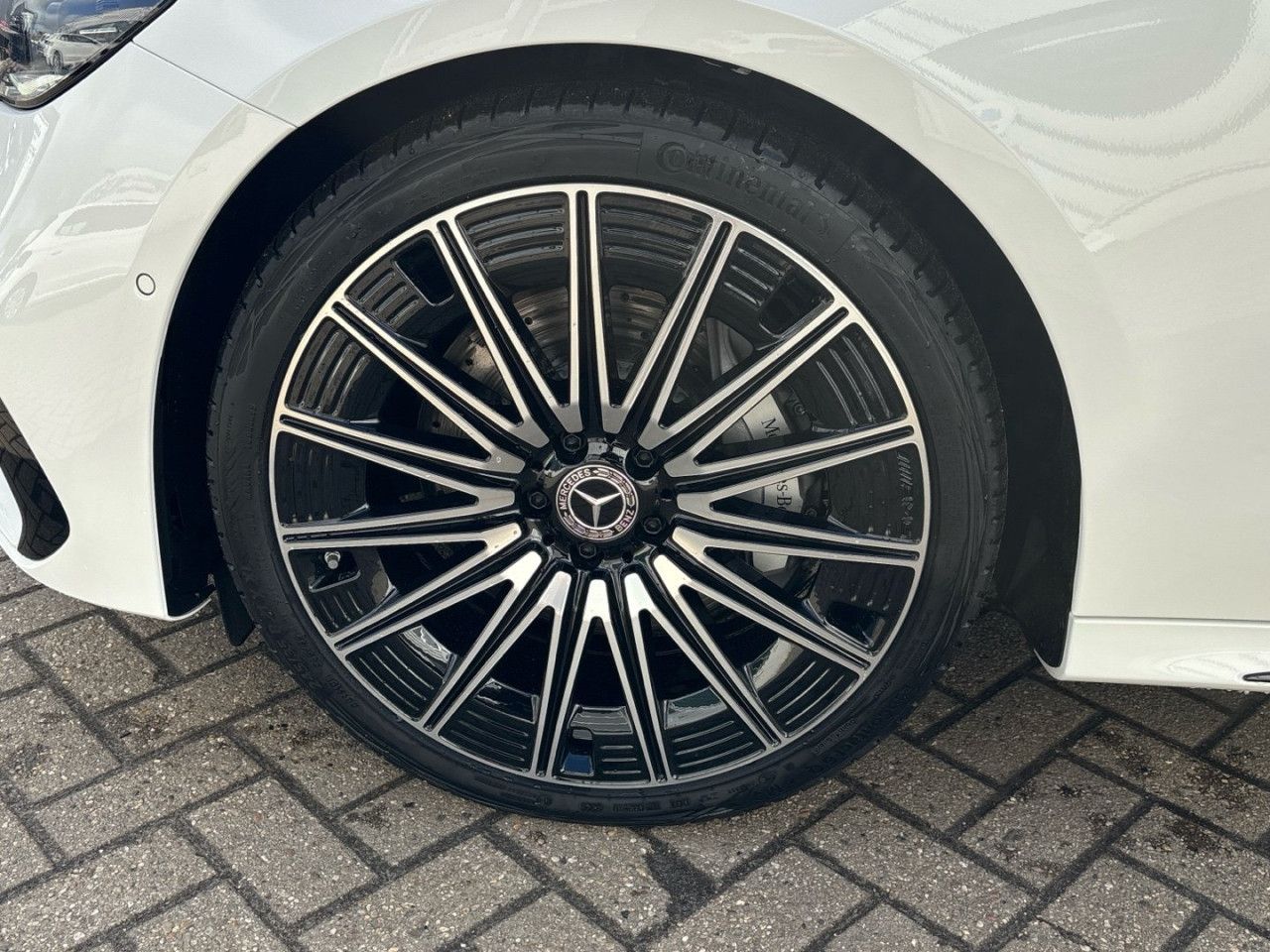 Mercedes-Benz E-Klasse – Bild 7