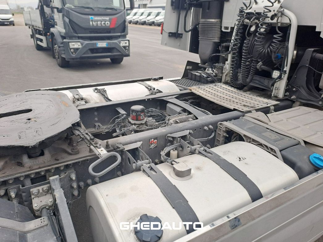 Renault | TRATTORE STRADALE RENAULT T 520 HIGH CAB
