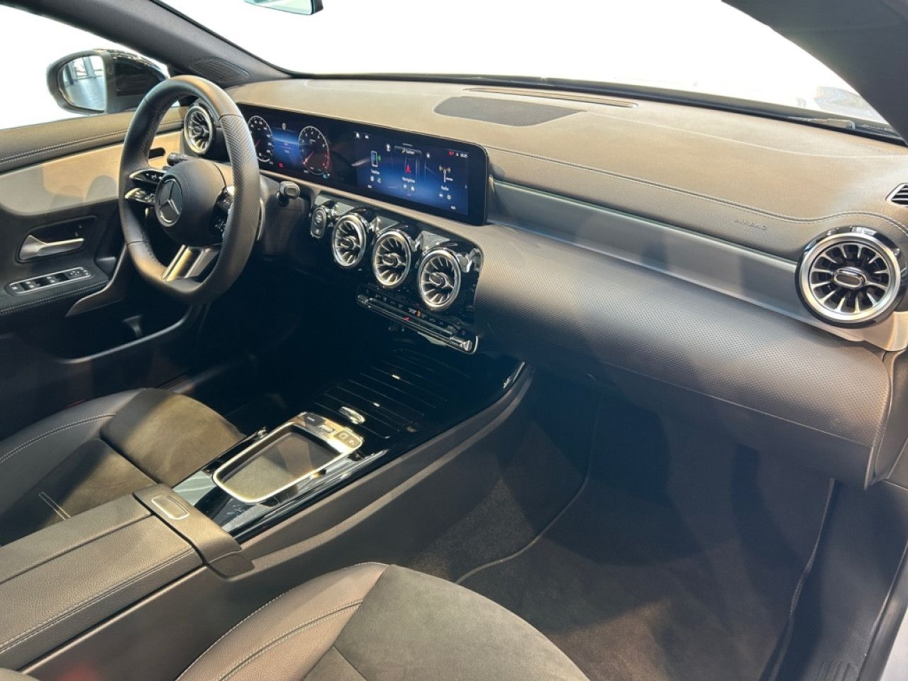 Mercedes-Benz CLA – Bild 3