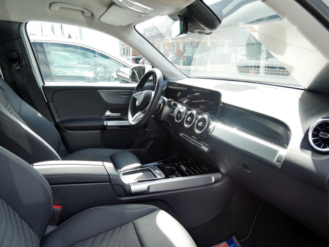 Mercedes-Benz GLB – Bild 5