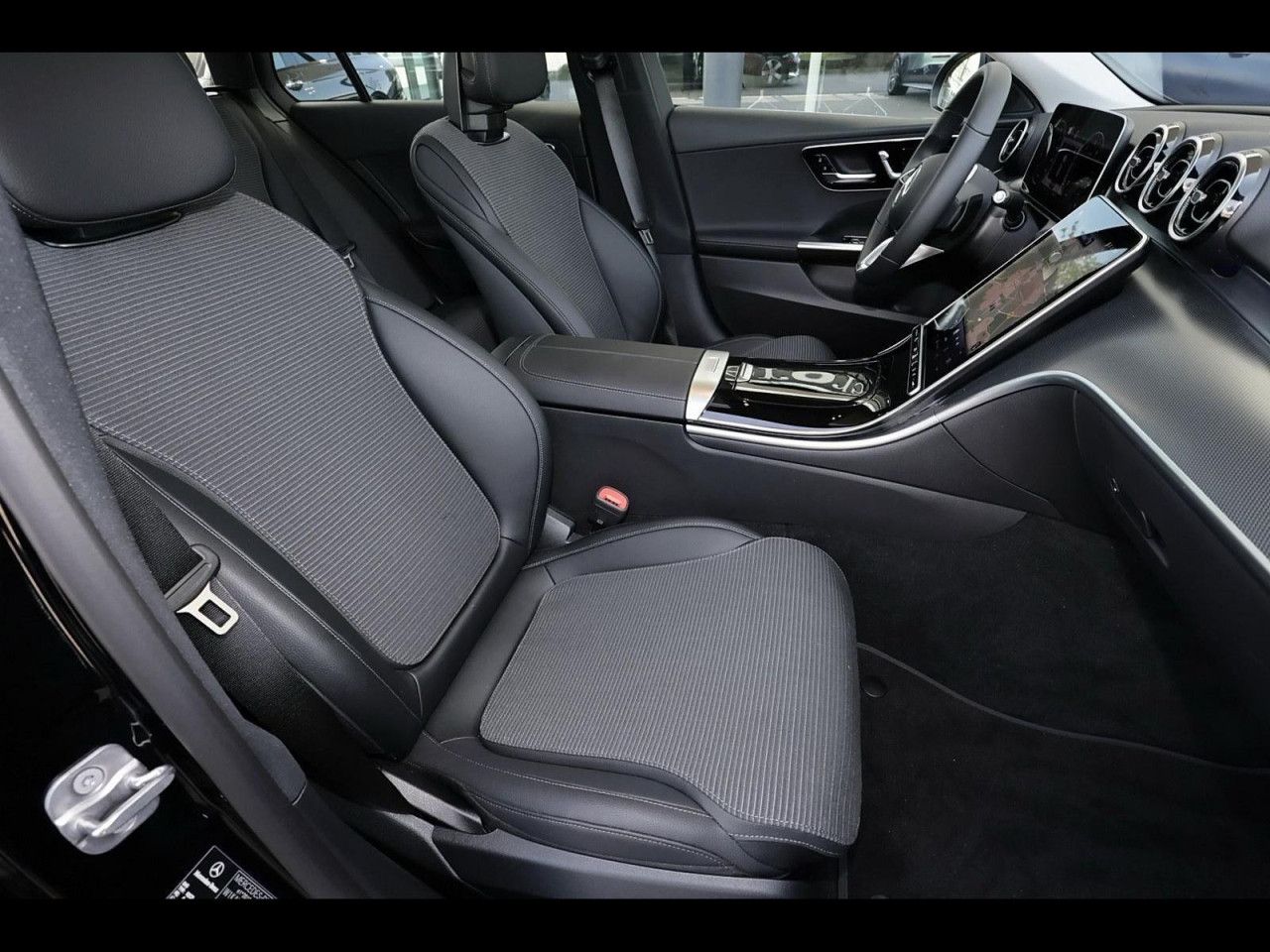 Mercedes-Benz C-Klasse – Bild 4