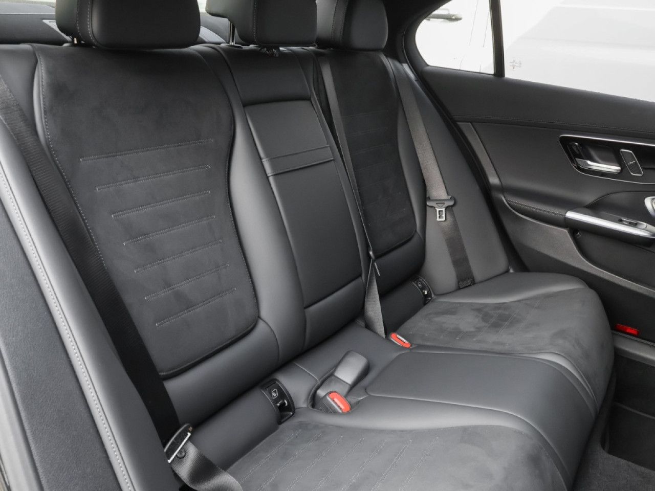Mercedes-Benz C-Klasse – Bild 4