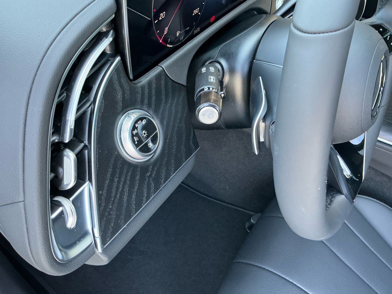 Mercedes-Benz E-Klasse – Bild 17