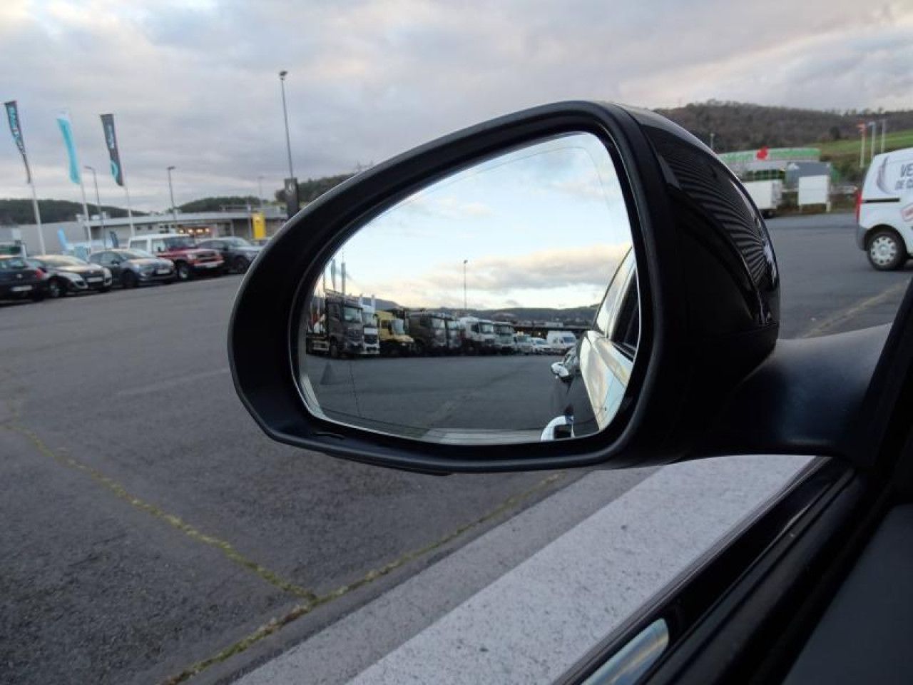 Photo du v&eacute;hicule 18 / 18