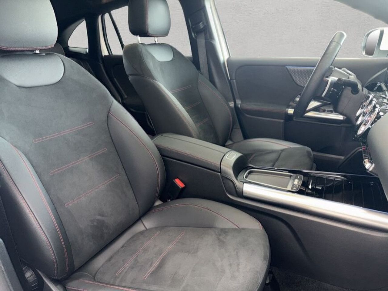 Fahrzeugbild 17 / 25