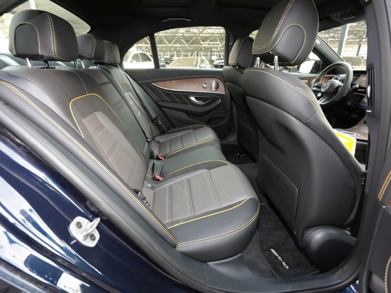 Fahrzeugbild 12 / 23