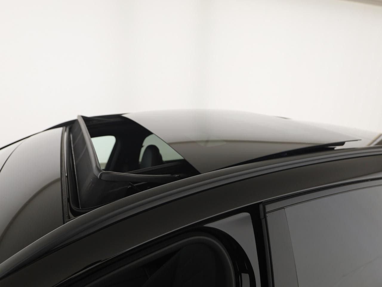 Mercedes-Benz E-Klasse – Bild 24