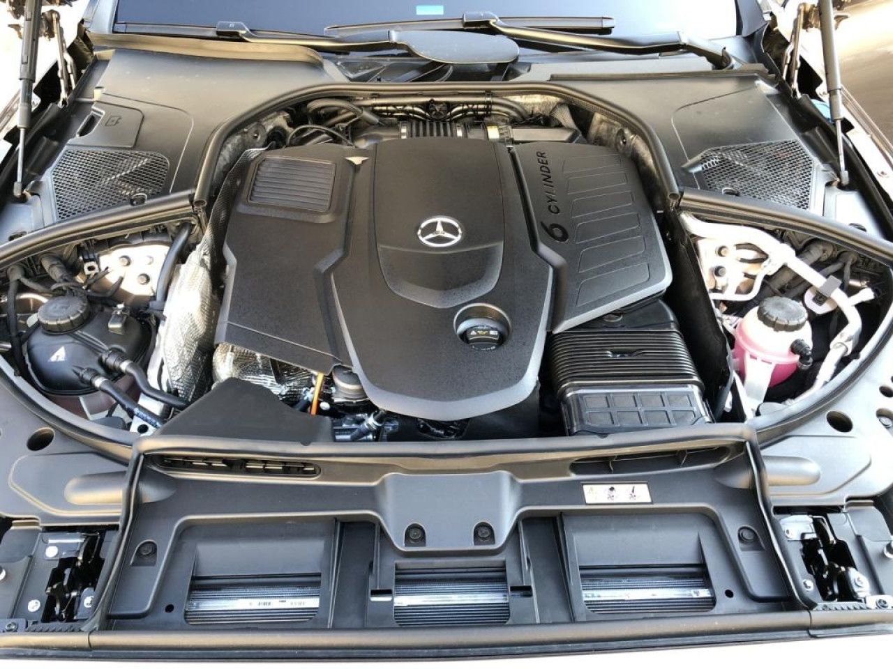 Mercedes-Benz S-Klasse – Bild 16
