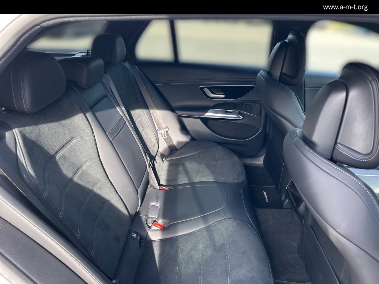 Mercedes-Benz E-Klasse – Bild 13