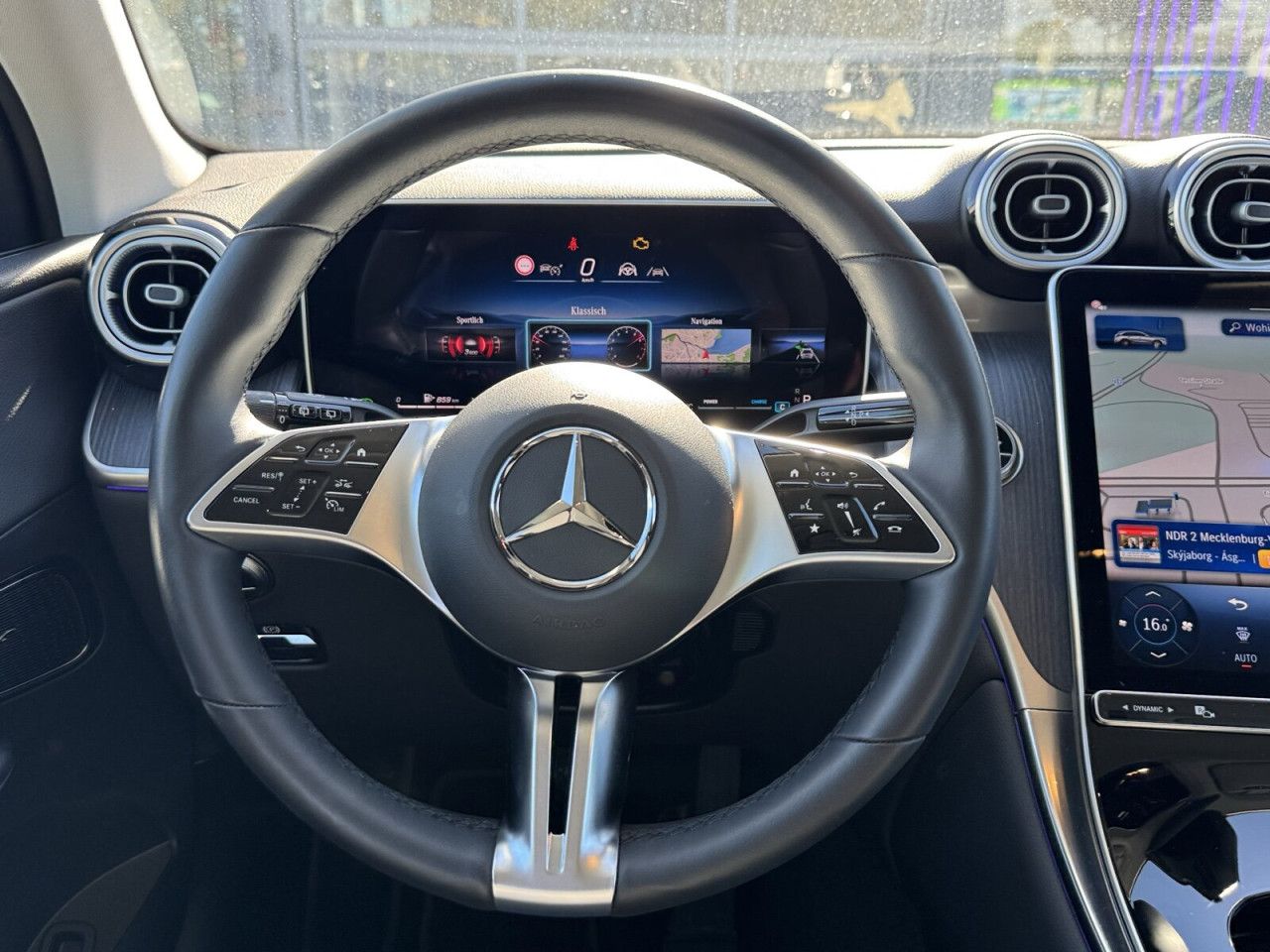 Mercedes-Benz GLC – Bild 13