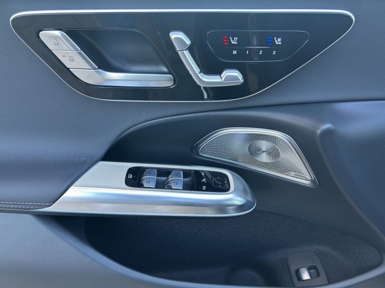 Mercedes-Benz E-Klasse – Bild 15