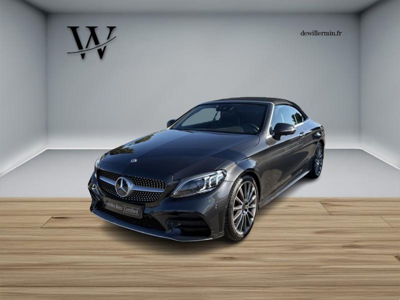 Photo du v&eacute;hicule 3 / 18