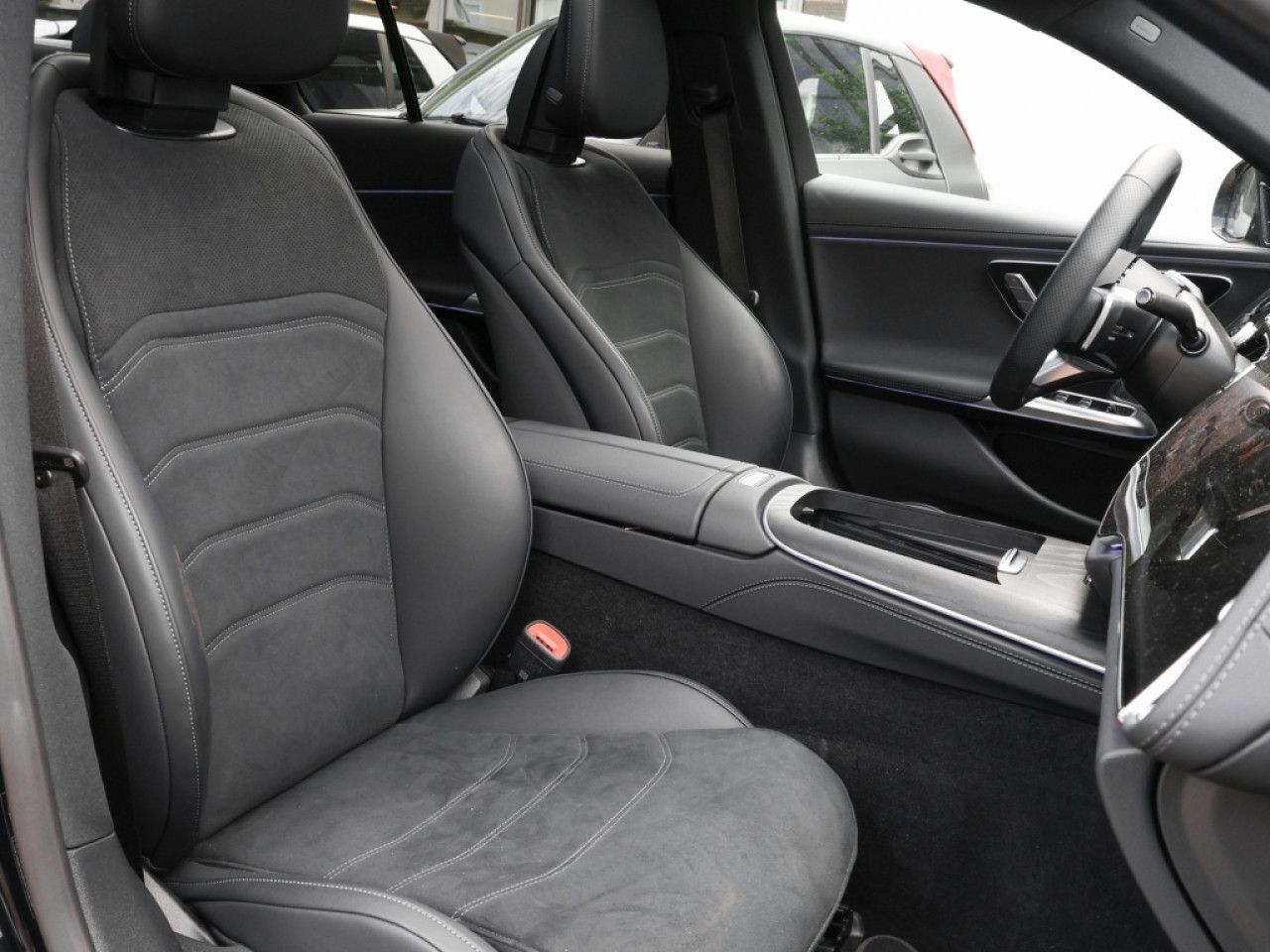 Mercedes-Benz E-Klasse – Bild 4