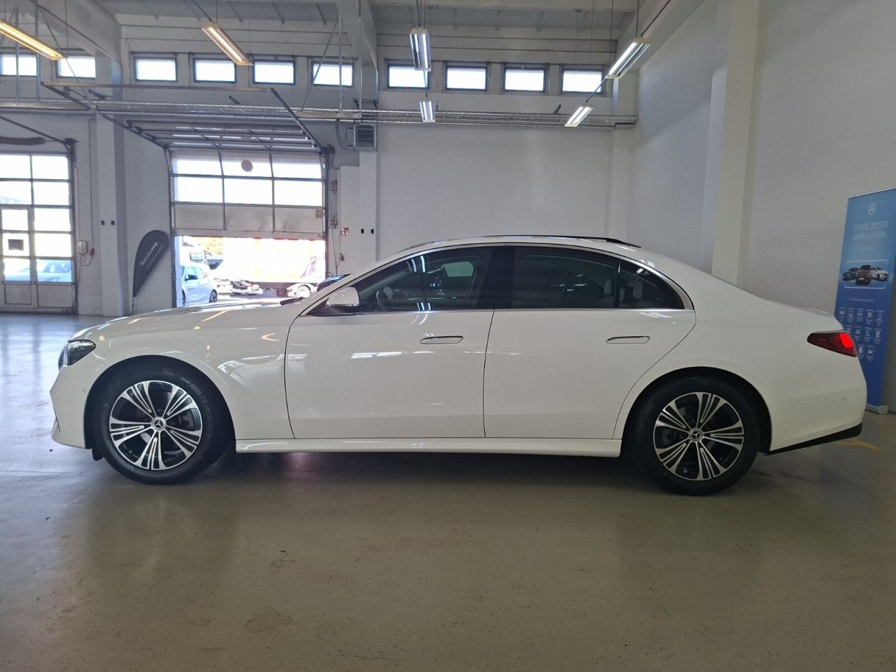 Mercedes-Benz E-Klasse – Bild 8