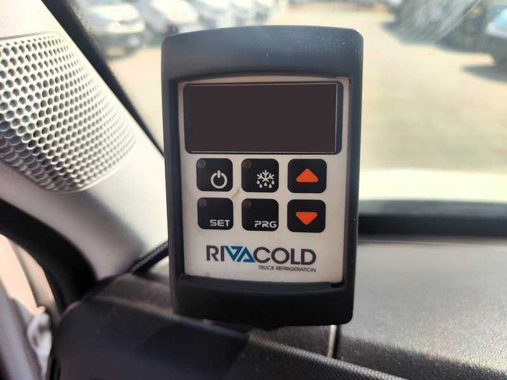 IVECO | 35C16 FURGONE ISOTERMICO CON FRIGO