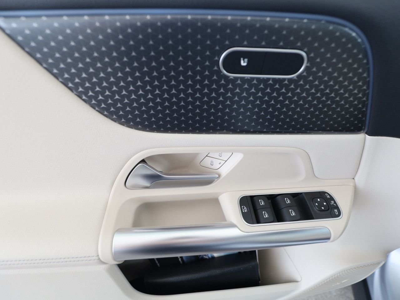 Mercedes-Benz EQA – Bild 9