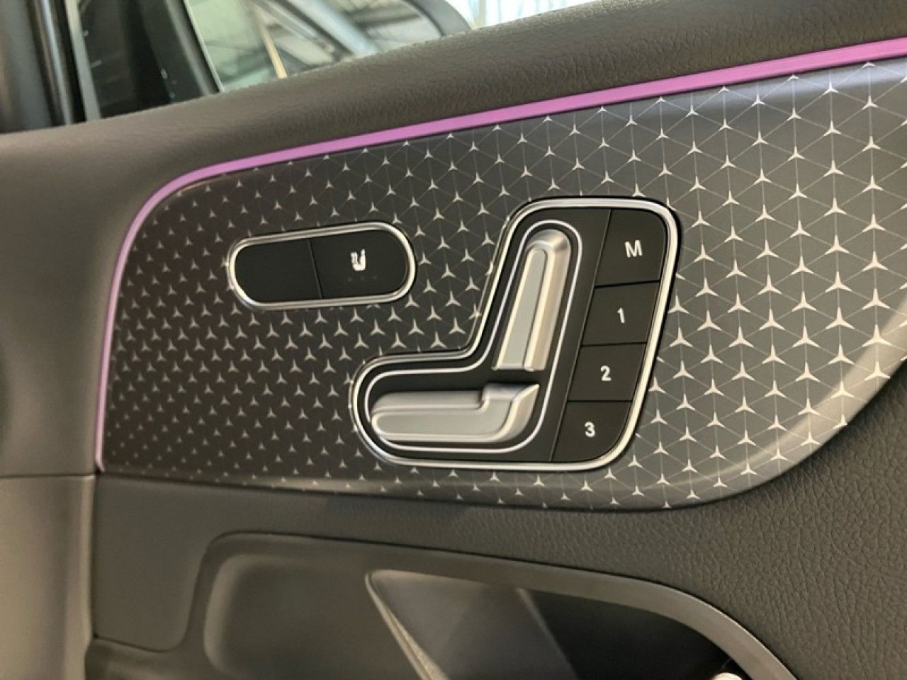 Photo du v&eacute;hicule 15 / 18