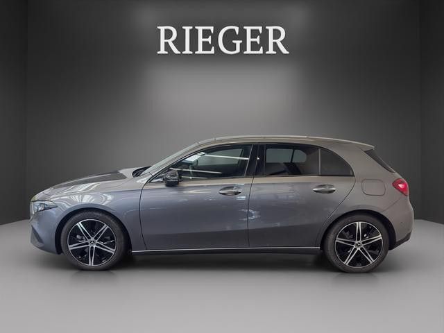 Mercedes-Benz A 220
