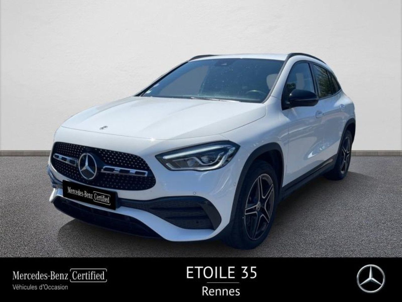 Photo du v&eacute;hicule 1 / 18