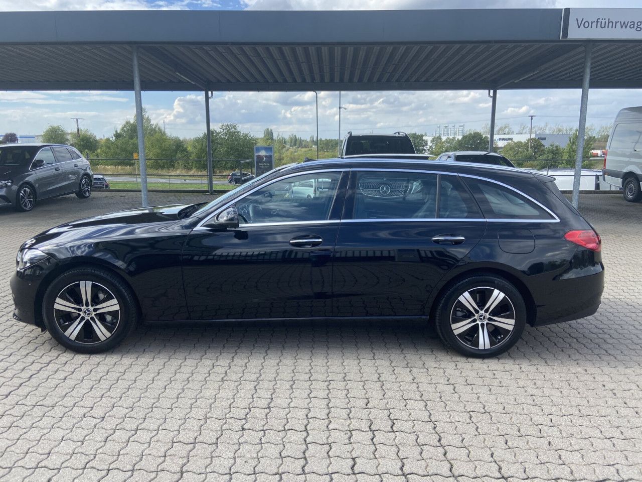 Fahrzeugbild 9 / 30