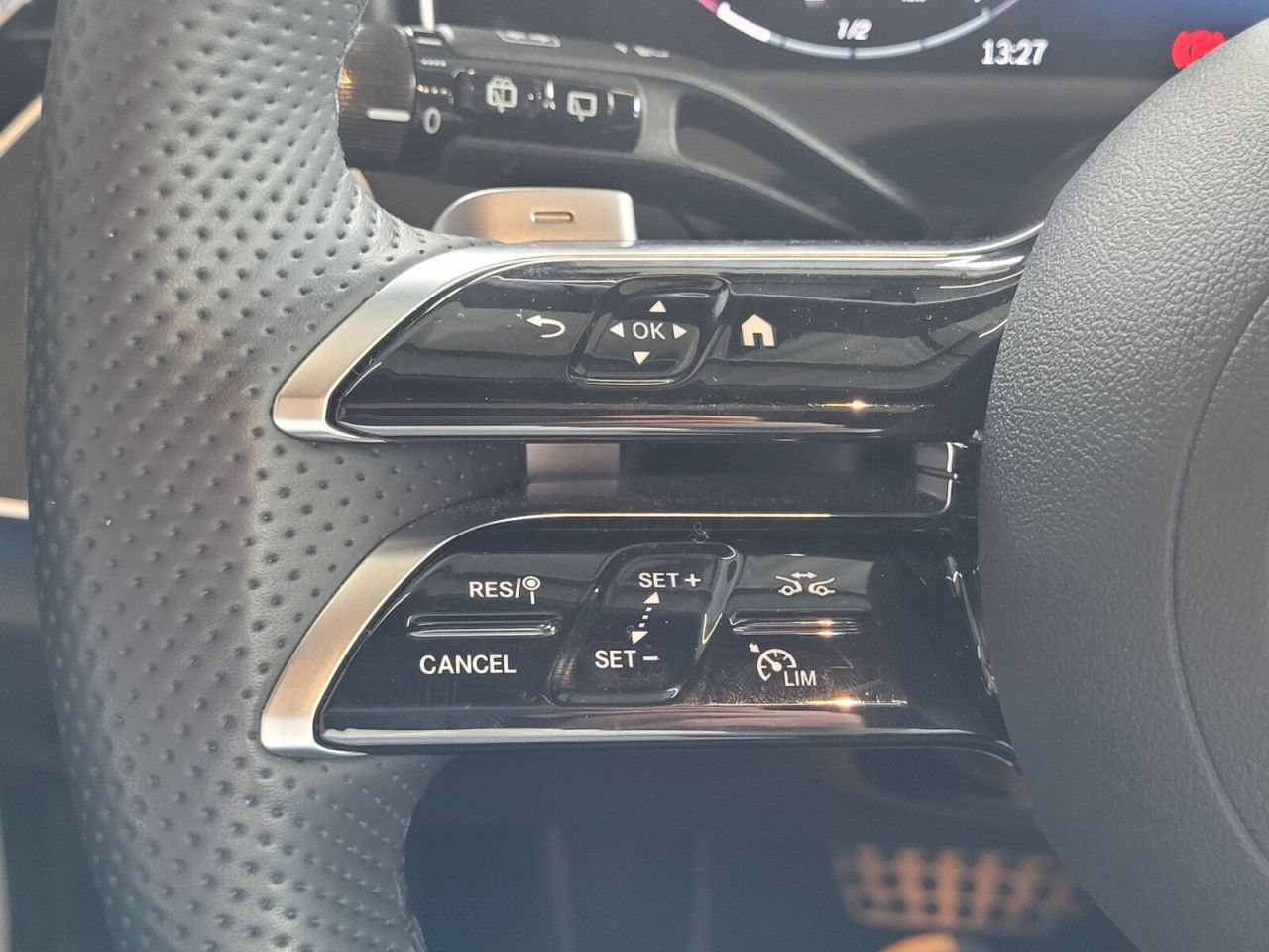 Mercedes-Benz E-Klasse – Bild 22