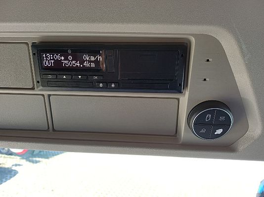 Vehicle image 14 / 14