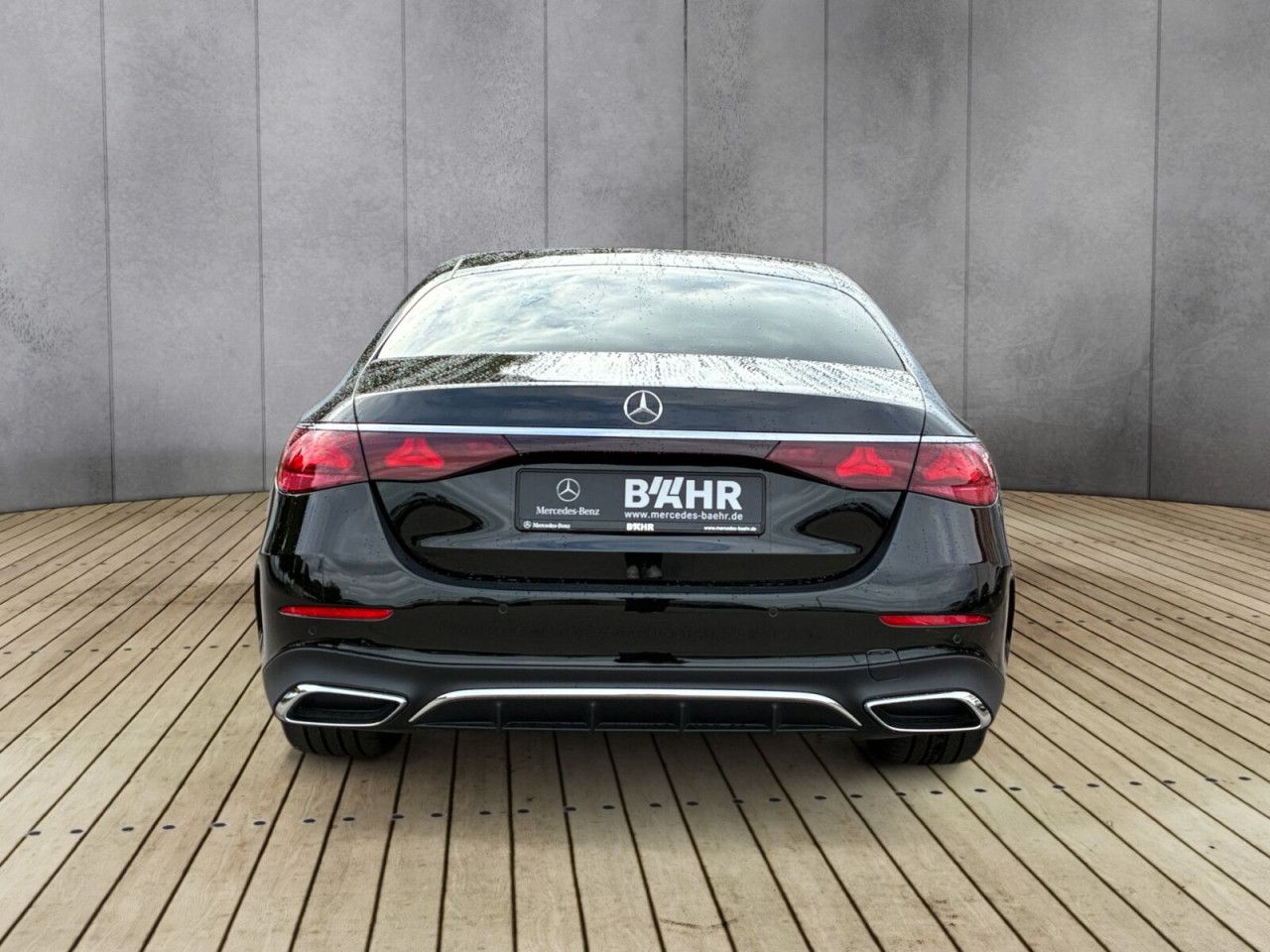 Mercedes-Benz E-Klasse – Bild 8